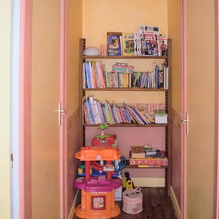 Ferienhaus Gorgeous In With Wifi *